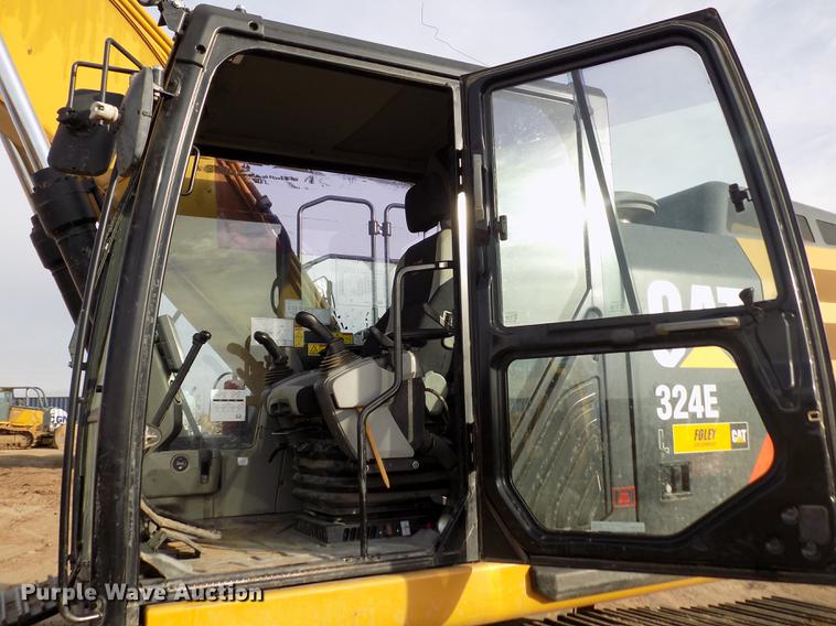 image for item FH9099 2012 Caterpillar 324E L excavator