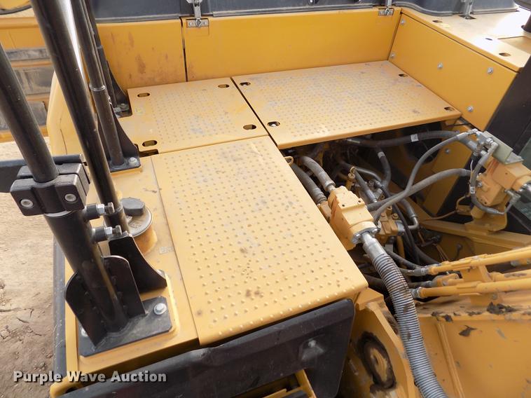 image for item FH9099 2012 Caterpillar 324E L excavator