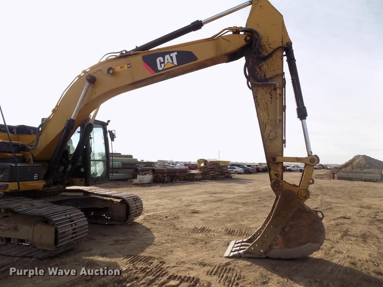 image for item FH9099 2012 Caterpillar 324E L excavator