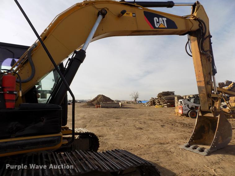 image for item FH9099 2012 Caterpillar 324E L excavator