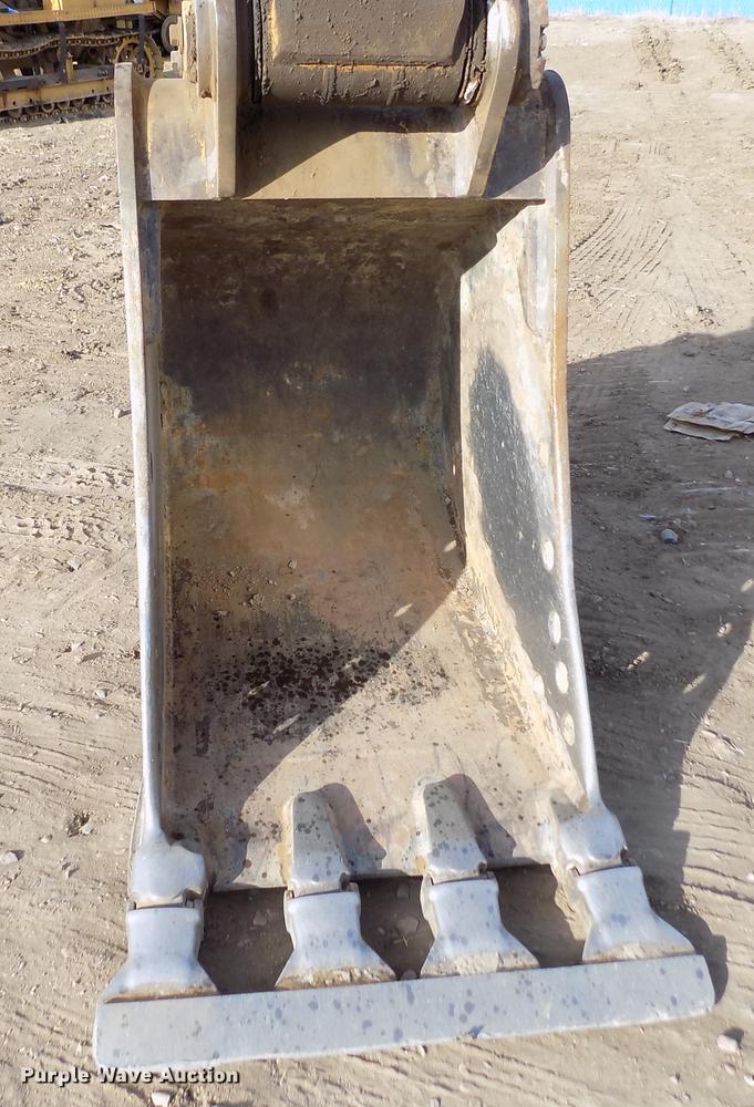 image for item FH9099 2012 Caterpillar 324E L excavator