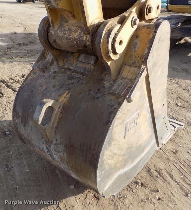 image for item FH9099 2012 Caterpillar 324E L excavator
