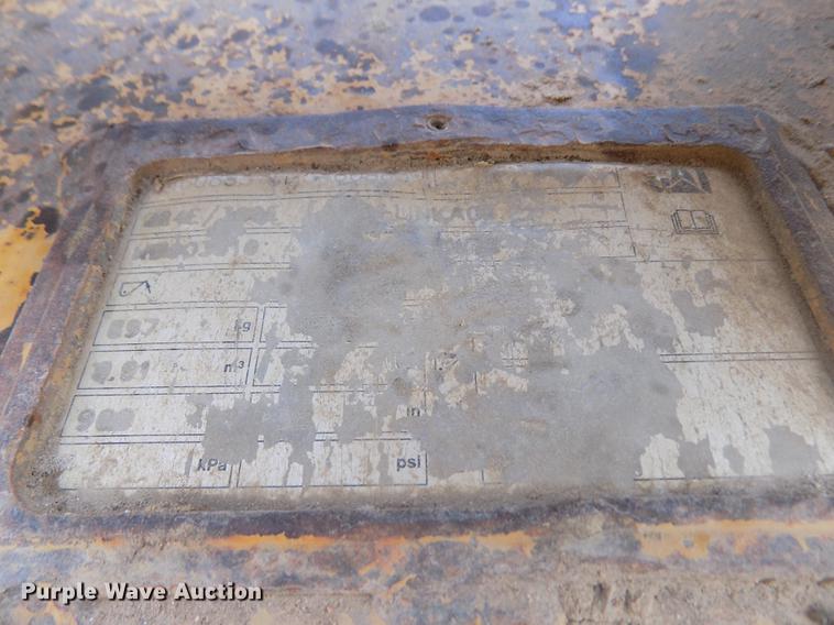 image for item FH9099 2012 Caterpillar 324E L excavator