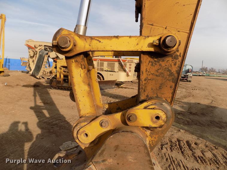 image for item FH9099 2012 Caterpillar 324E L excavator