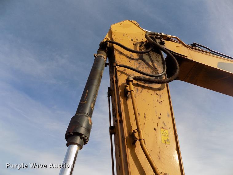 image for item FH9099 2012 Caterpillar 324E L excavator