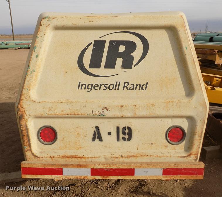 image for item FH9102 1993 Ingersoll Rand P185 compressor