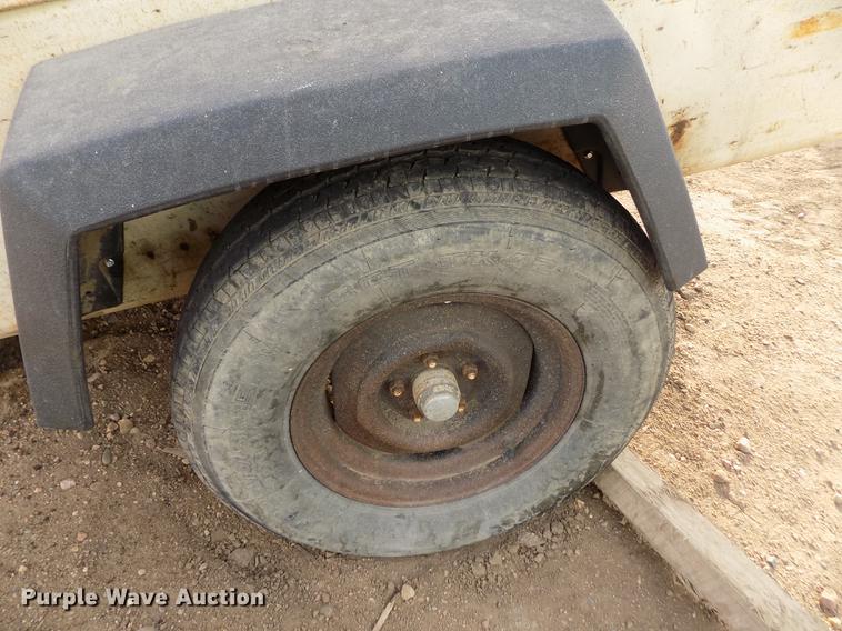 image for item FH9102 1993 Ingersoll Rand P185 compressor