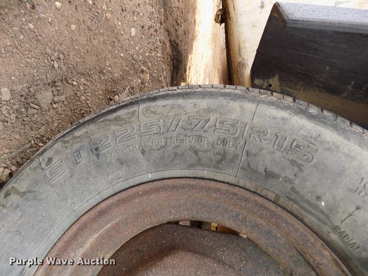 image for item FH9102 1993 Ingersoll Rand P185 compressor