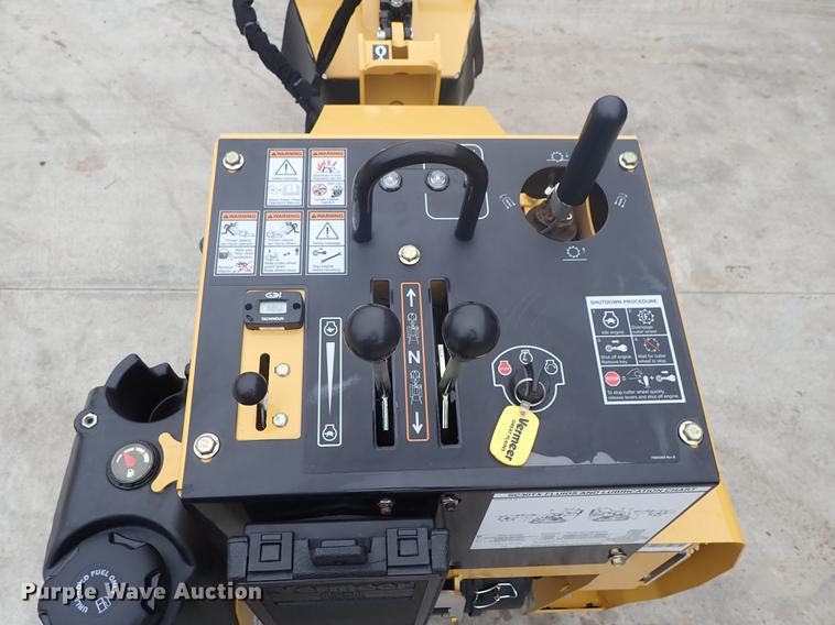 image for item FL9581 2017 Vermeer SC30TX stump grinder