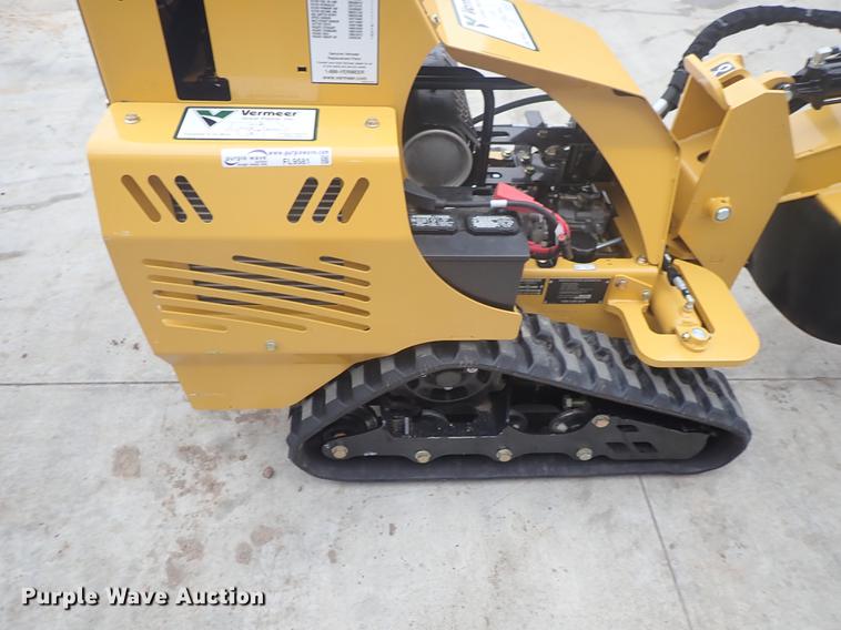 image for item FL9581 2017 Vermeer SC30TX stump grinder