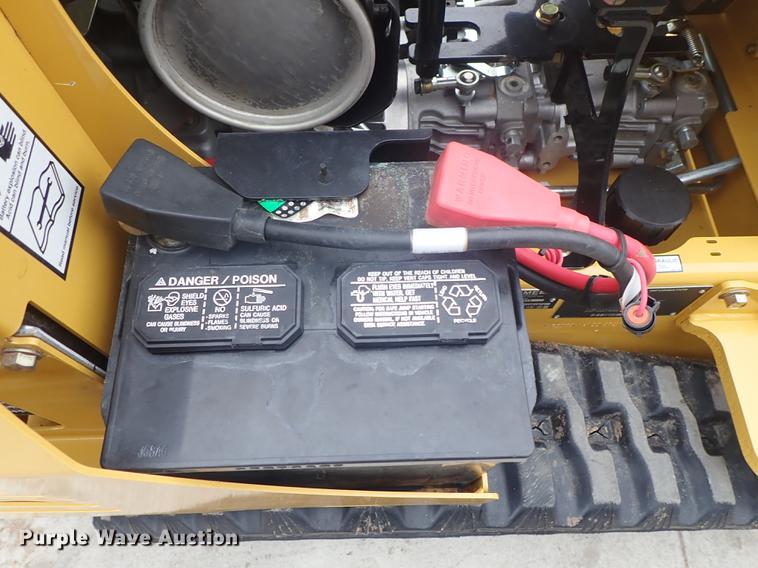 image for item FL9581 2017 Vermeer SC30TX stump grinder