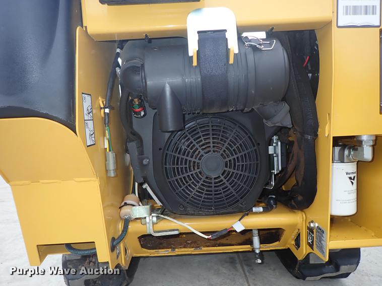 image for item FL9581 2017 Vermeer SC30TX stump grinder