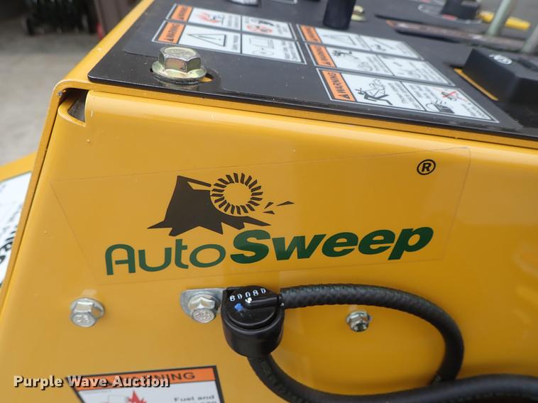 image for item FL9581 2017 Vermeer SC30TX stump grinder