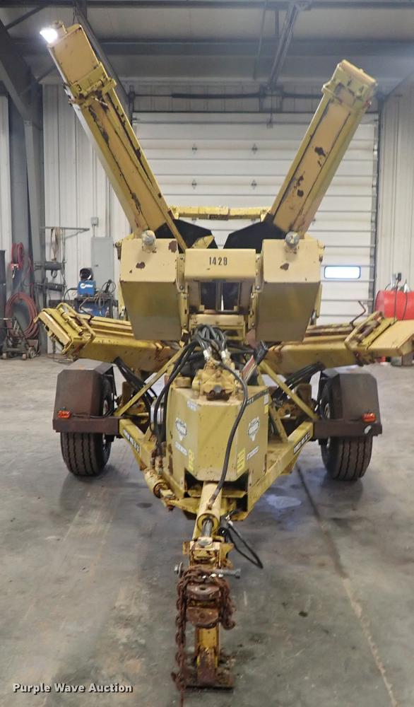 image for item FL9597 Vermeer TS-44A tree spade