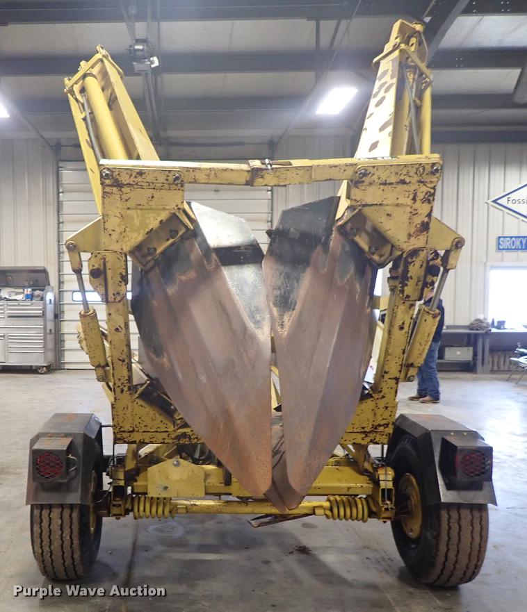 image for item FL9597 Vermeer TS-44A tree spade