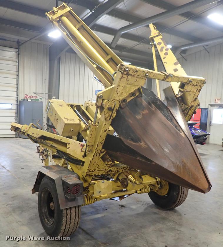 image for item FL9597 Vermeer TS-44A tree spade