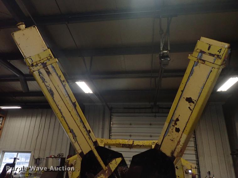 image for item FL9597 Vermeer TS-44A tree spade