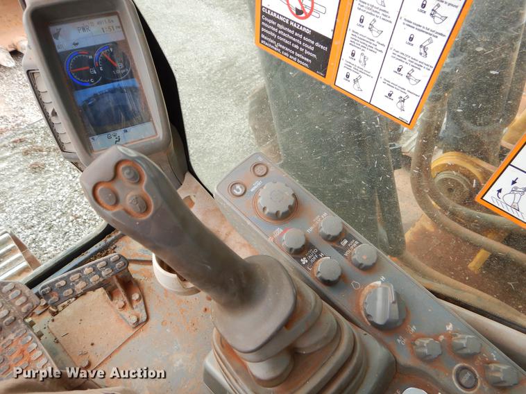 image for item FQ9571 2013 John Deere 350G excavator