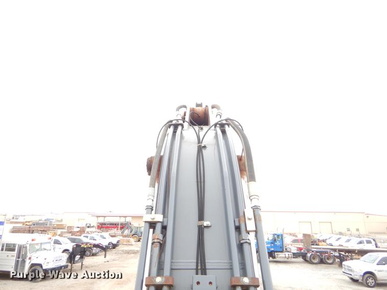 image for item FQ9571 2013 John Deere 350G excavator