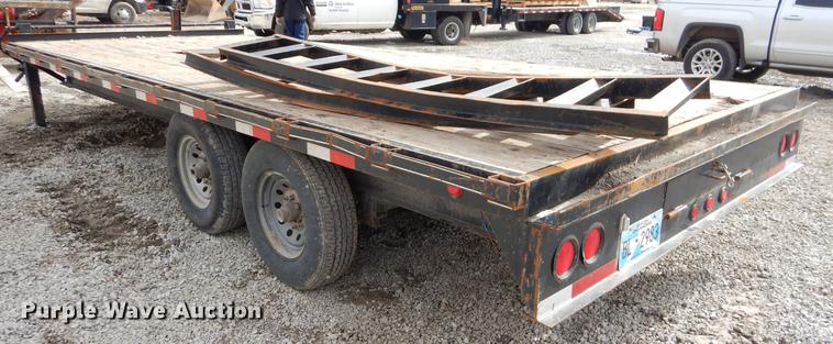 image for item FQ9574 2014 Road Boss utility trailer