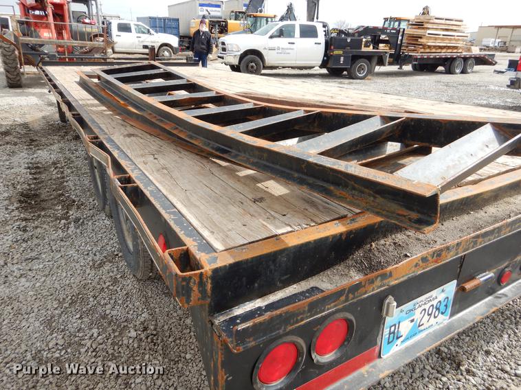 image for item FQ9574 2014 Road Boss utility trailer