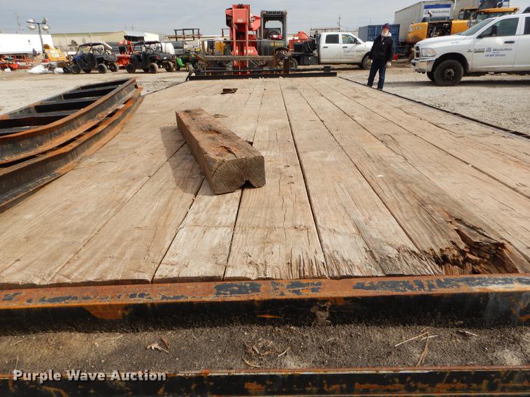 image for item FQ9574 2014 Road Boss utility trailer