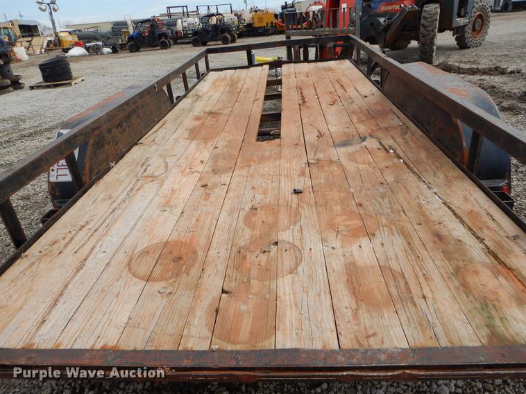 image for item FQ9578 2014 Lamar utility trailer