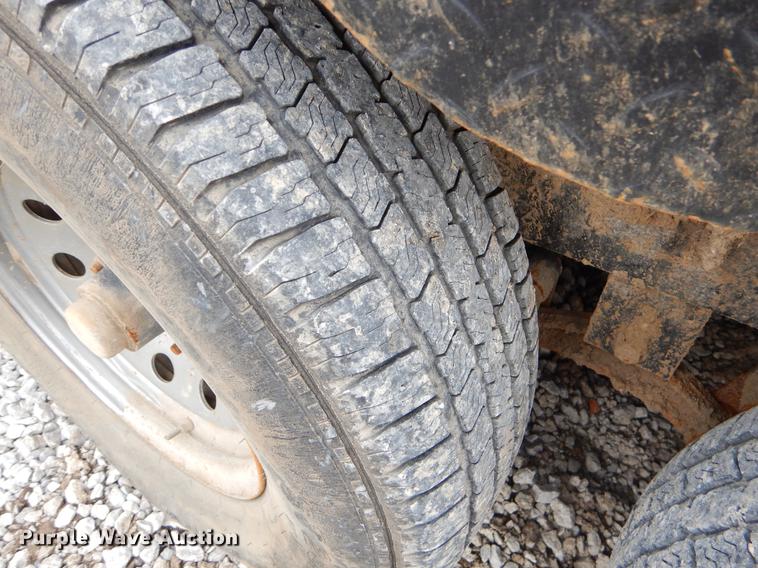 image for item FQ9579 2014 Road Boss utility trailer