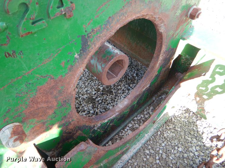 image for item FQ9582 2013 Barbco 824CBM cradle boring machine