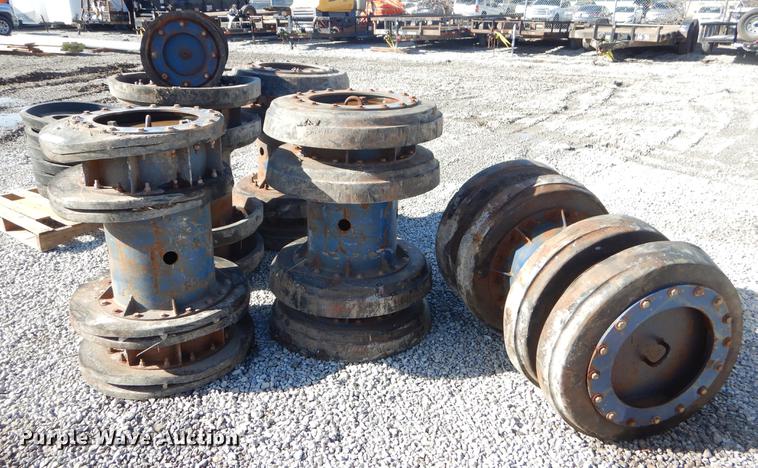 image for item FQ9584 (6) caliper pigs