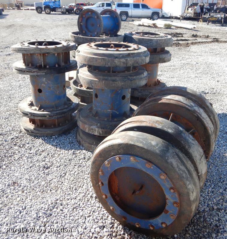 image for item FQ9584 (6) caliper pigs