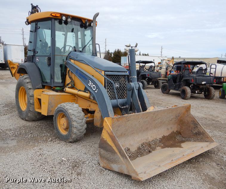image for item FQ9585 2012 John Deere 310J backhoe