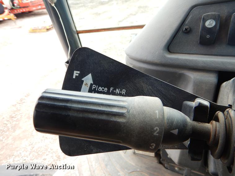 image for item FQ9585 2012 John Deere 310J backhoe