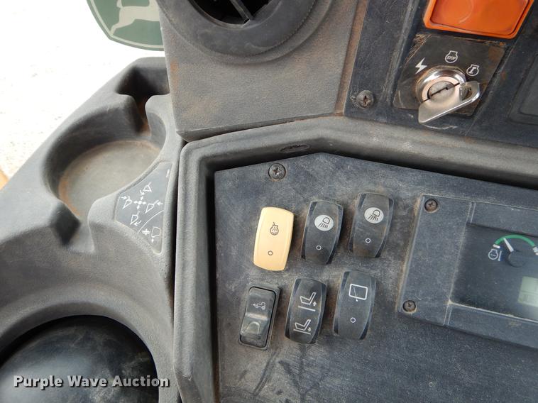 image for item FQ9585 2012 John Deere 310J backhoe