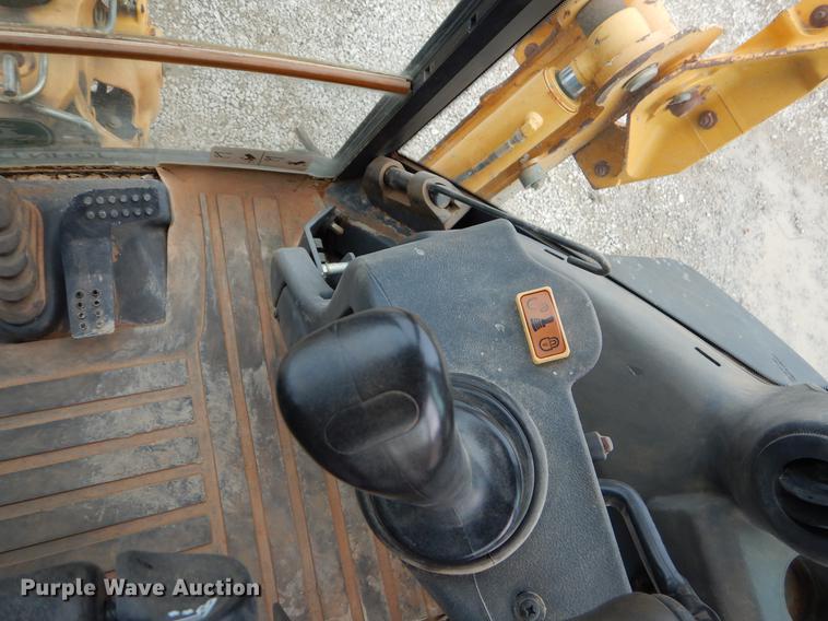 image for item FQ9585 2012 John Deere 310J backhoe