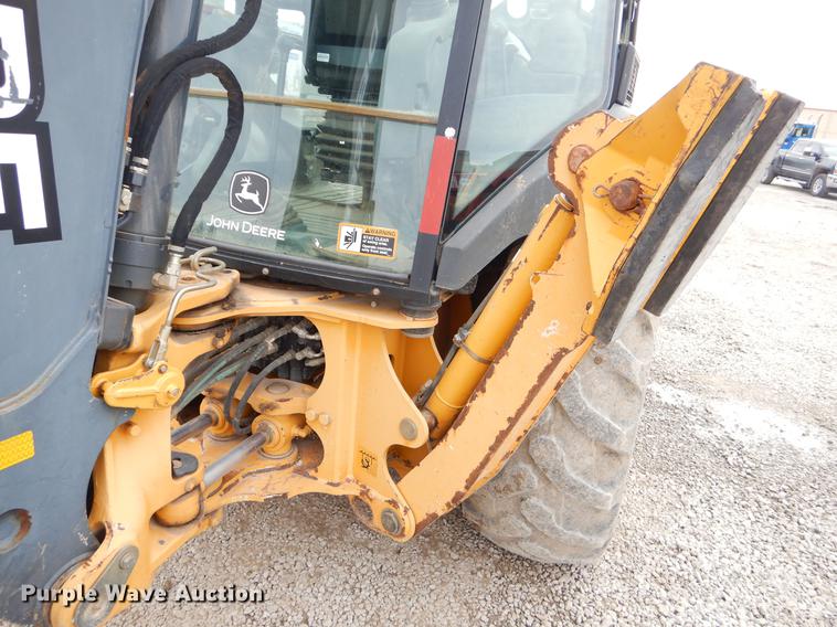 image for item FQ9585 2012 John Deere 310J backhoe