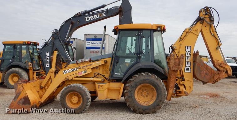 image for item FQ9586 2006 John Deere 310SG backhoe