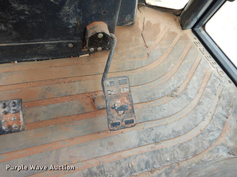 image for item FQ9586 2006 John Deere 310SG backhoe