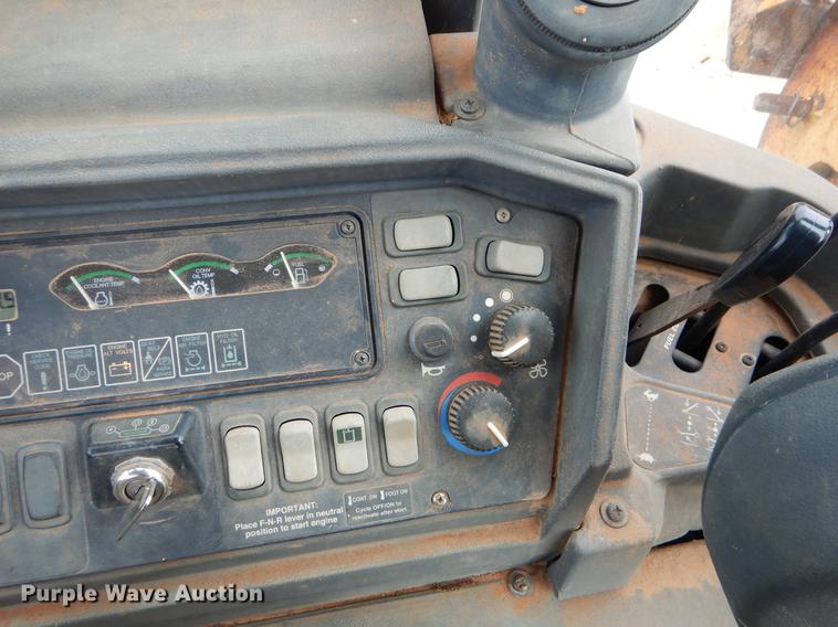 image for item FQ9586 2006 John Deere 310SG backhoe