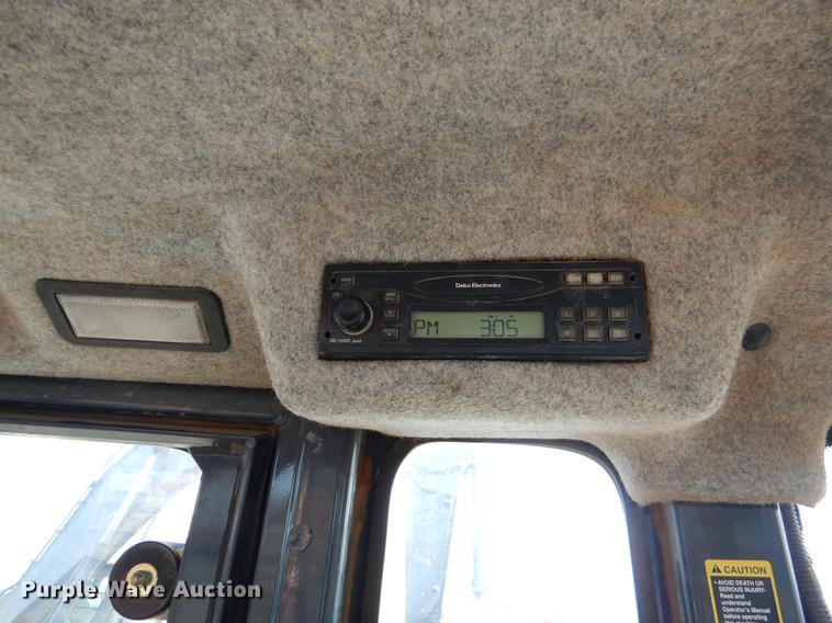 image for item FQ9586 2006 John Deere 310SG backhoe