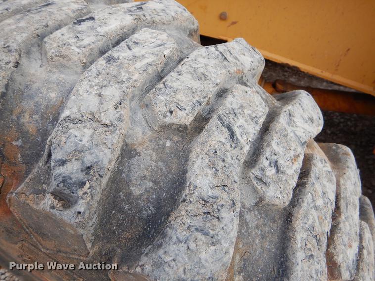 image for item FQ9586 2006 John Deere 310SG backhoe