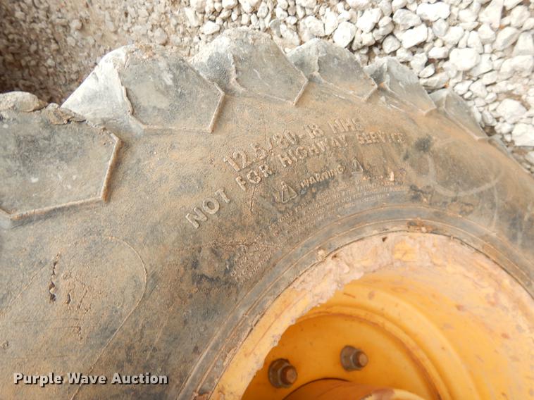 image for item FQ9586 2006 John Deere 310SG backhoe