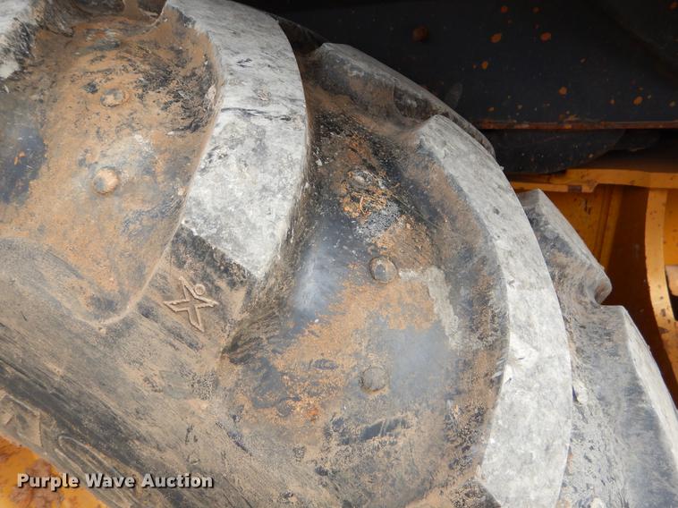 image for item FQ9586 2006 John Deere 310SG backhoe