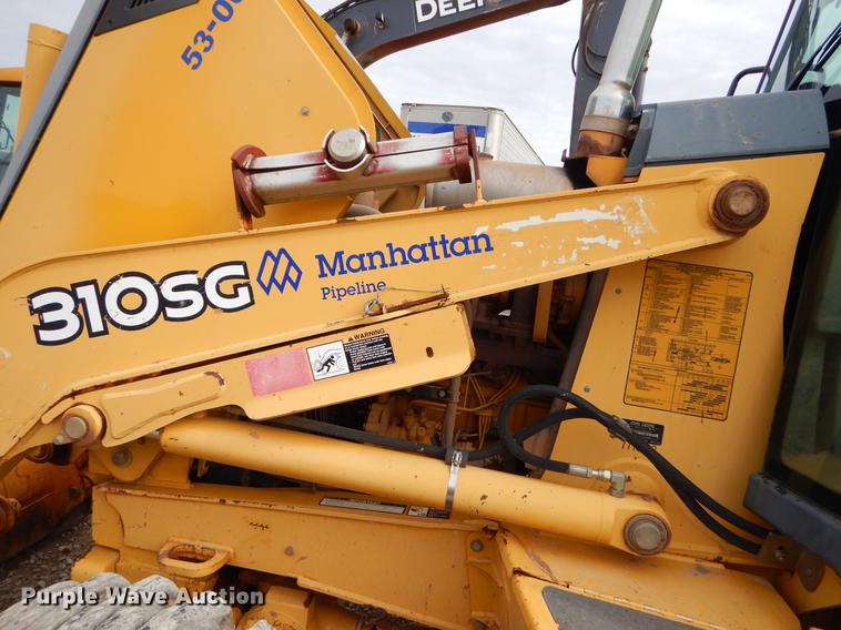 image for item FQ9586 2006 John Deere 310SG backhoe