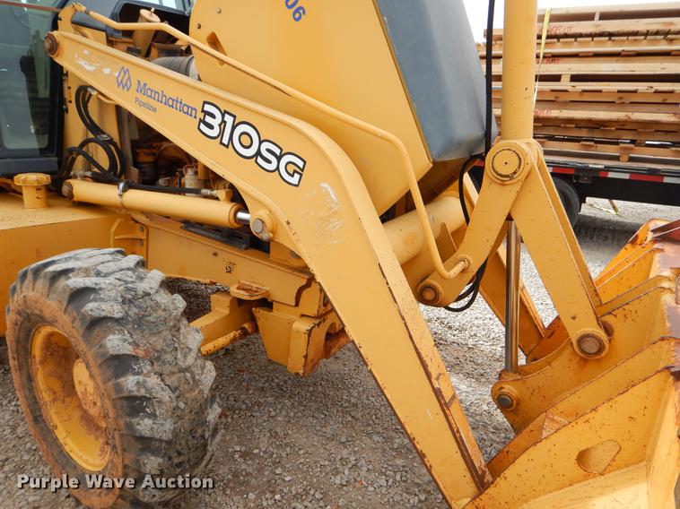 image for item FQ9586 2006 John Deere 310SG backhoe