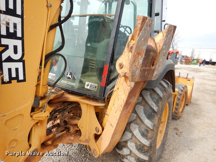 image for item FQ9586 2006 John Deere 310SG backhoe