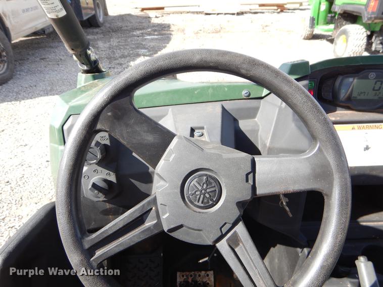 image for item FQ9587 2016 Yamaha Wolverine R Spec utility vehicle