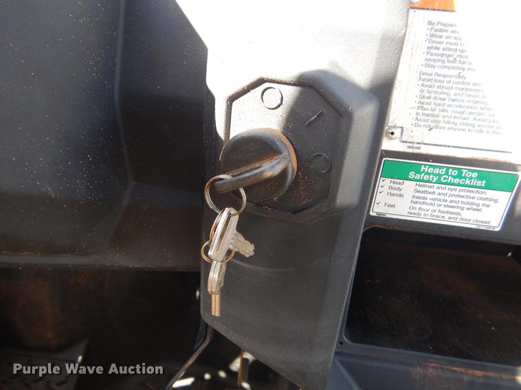 image for item FQ9587 2016 Yamaha Wolverine R Spec utility vehicle