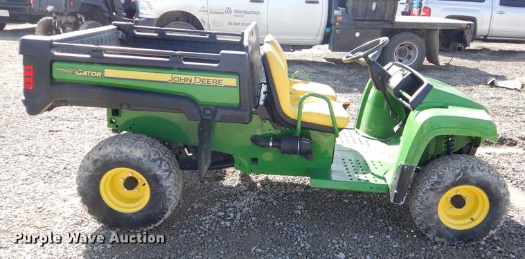image for item FQ9588 2015 John Deere Gator TX utility vehicle