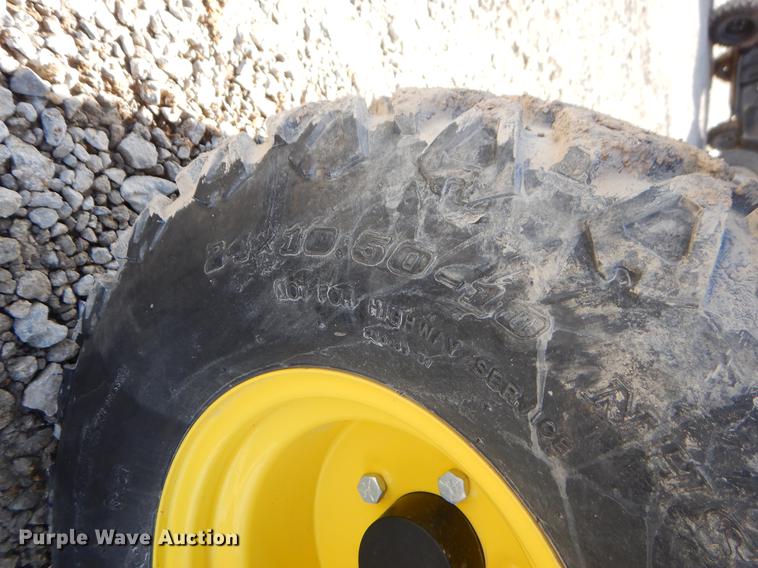 image for item FQ9588 2015 John Deere Gator TX utility vehicle